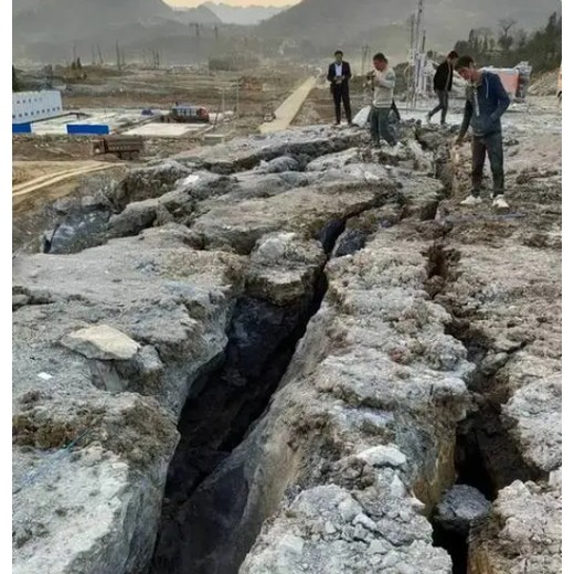 贵港液氧爆破设备厂家,二氧化碳液氧静态爆破价格