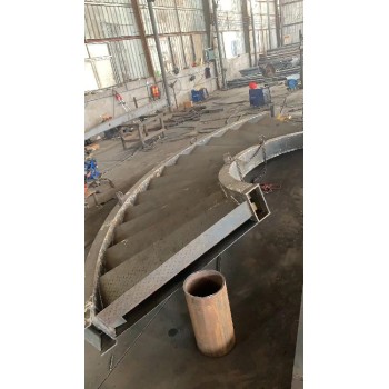 广西钦州钢结构旋转楼梯异形钢加工