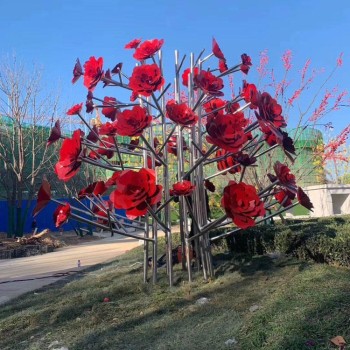 红色不锈钢玫瑰花雕塑制作