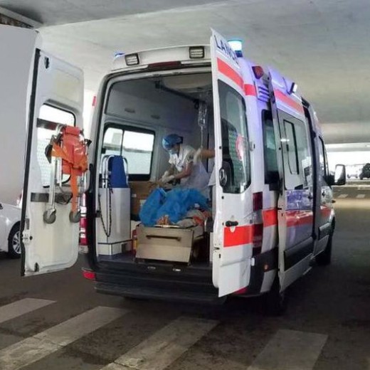 台州私人救护车长途运送病人返乡-病人出院护送-按公里收费