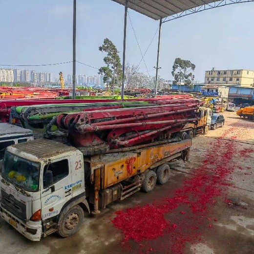 玉林中聯(lián)/三一泵車(chē)混凝土輸送泵價(jià)格便宜