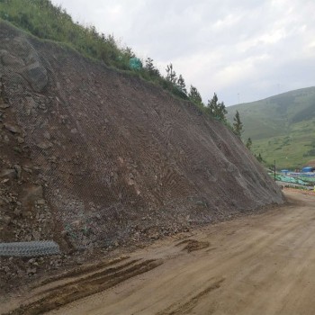 浙江矿山修复土壤团粒剂陡峭山坡绿化