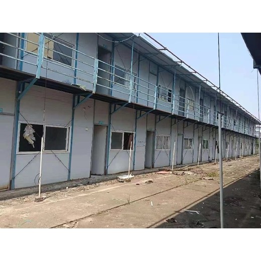 常平鎮(zhèn)鐵皮房彩鋼房拆遷拆除回收商家,活動板房拆遷回收