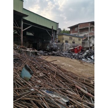 坦洲废铁回收行情,废模具铁铁皮瓦厂房拆迁回收