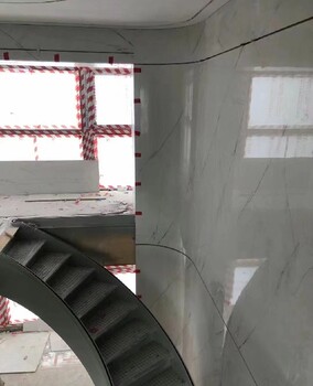 巖板熱彎加工廠巖板熱彎樓梯踏步酒店圓柱加工巖板熱彎