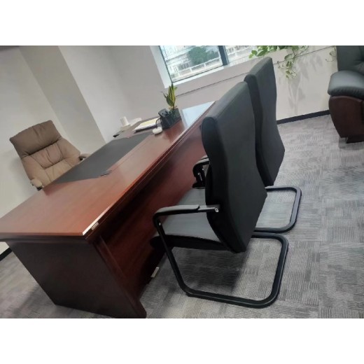 中山二手9成新开放式员工桌椅出售