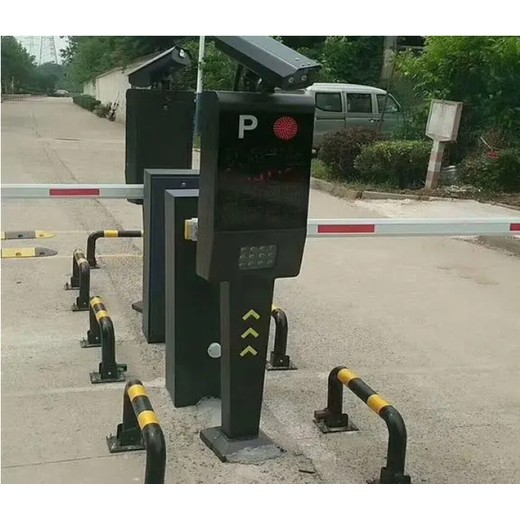 北辰路道閘車牌識(shí)別人行閘售后公司電話