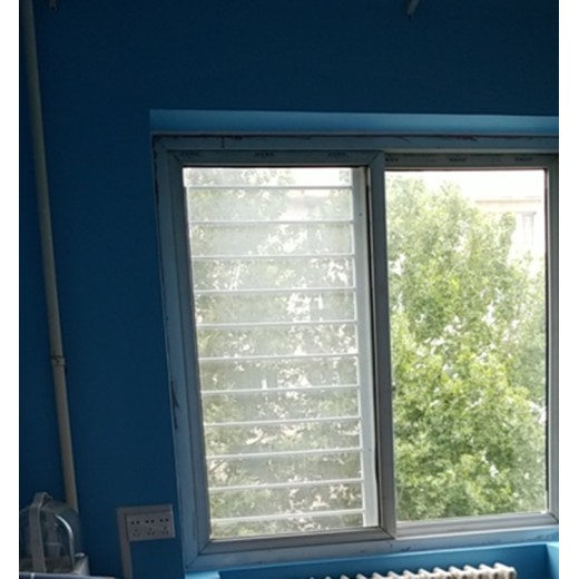 意美达伸缩卷筒护栏纱窗-采光防护高清-纱窗公司测量设计
