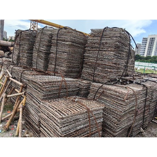 連州市廢鋼鐵回收價(jià)格鋼管排山管建材回收
