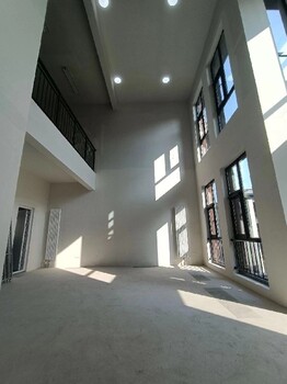 龍湖區(qū)鋼結(jié)構(gòu)工程建設(shè)工程,消防應(yīng)急樓梯工程
