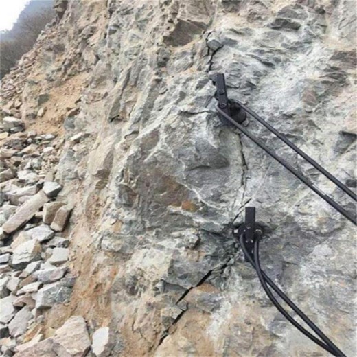 郑州隧道静态挖掘破石设备