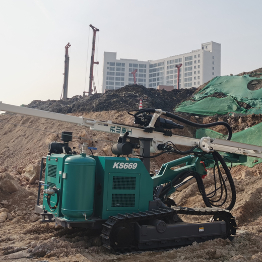 湖南礦山機(jī)械孔山KS669潛孔鉆機(jī)