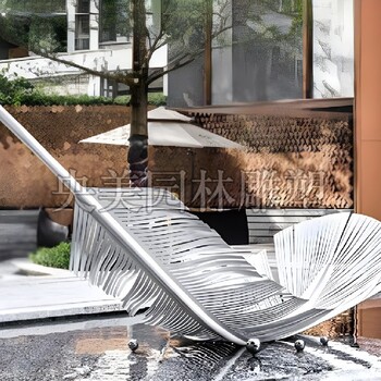 不銹鋼水景羽毛雕塑制作,仿真羽毛景觀擺件