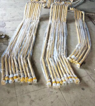 挖掘機經(jīng)營小松PC200-8管子費用20Y-62-43870