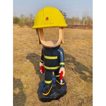 镂空露脸玻璃钢消防员雕塑规格黑龙江玻璃钢消防员雕塑