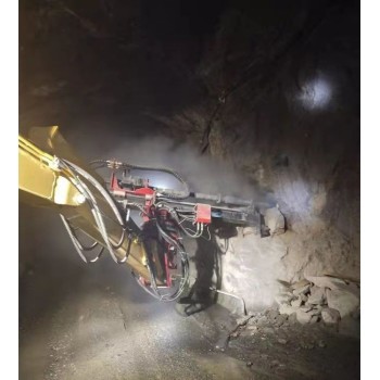 南昌隧道用的挖改钻机