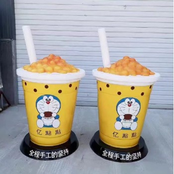 西藏夢(mèng)之藍(lán)瓶子玻璃鋼名酒酒瓶雕塑設(shè)計(jì)