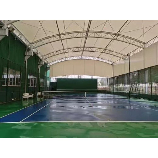 香港PVDF球场风雨棚膜材更换