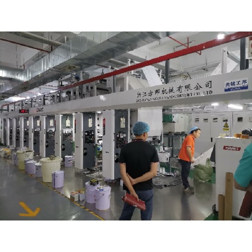 武汉生产空气能热泵烘干机,热泵烘干设备厂家供应