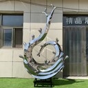 大型不銹鋼浪花雕塑保養(yǎng)