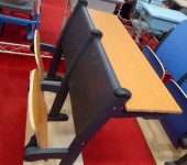 丽江钢制课桌凳学生课桌椅