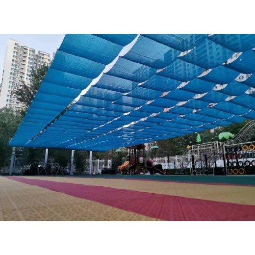 北京石景山幼儿园彩色遮阳篷安装施工,操场安装遮阳篷施工团队
