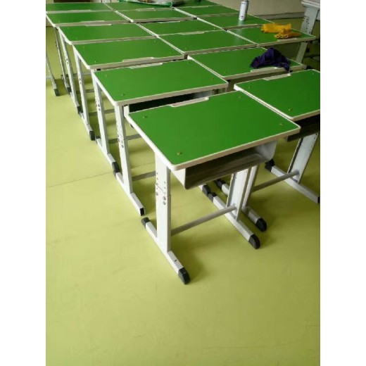 昭通学生学生课桌椅生产工厂