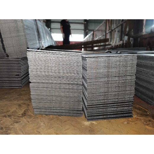 粘钢钢板天津Q355B包钢钢板价格
