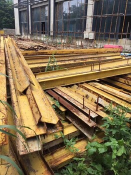 佛岡縣廢鐵回收價格,廢鋼筋頭鐵皮瓦房拆除回收