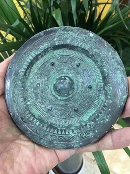 銅鏡帶工版私下收購(gòu)辨?zhèn)卧u(píng)估
