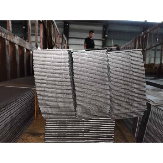 天津Q235B包钢钢板价格钢板加固用