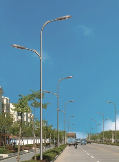 陽江路燈桿供應商,路燈桿款式新穎