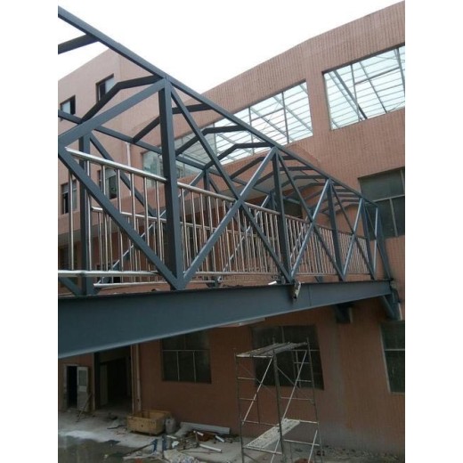 坪山新区钢结构消防梯楼梯设计制作加装楼梯