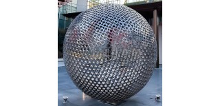 不锈钢彩色镂空球雕塑-不锈钢镂空球雕塑图片2