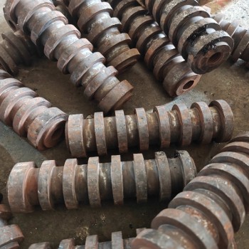 高铁预埋件螺栓生产厂家-预埋钢套筒-方桩承台锚固套筒