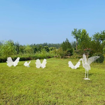 河南抽象玻璃钢蝴蝶雕塑厂家