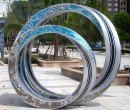 不锈钢圆环月亮雕塑寓意-不锈钢景观圆环雕塑图片