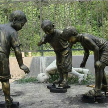 城市广场童趣主题雕塑,小孩做游戏雕塑