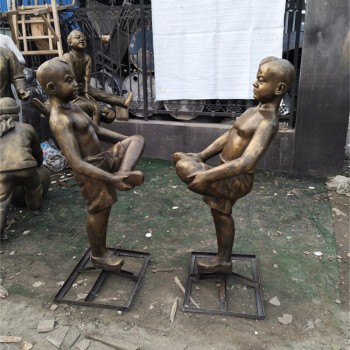商业街童趣主题雕塑,小孩做游戏雕塑
