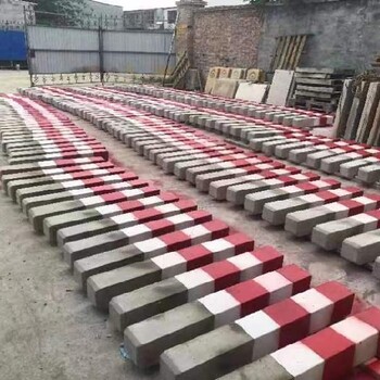 天津薊縣道口警示樁規(guī)格