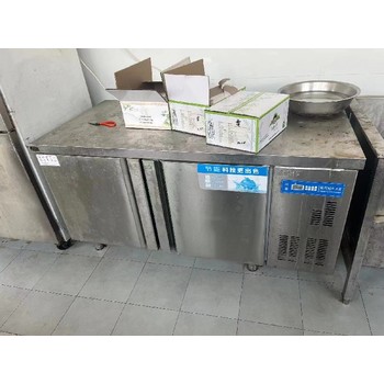 陽江制藥廠報(bào)廢設(shè)備回收、藥品包裝生產(chǎn)線膠囊拋光機(jī)回收