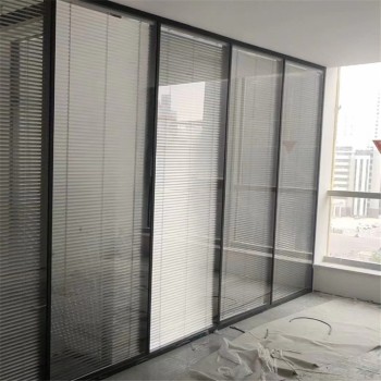 宁津县生产玻璃隔断,玻璃百叶隔断厂家