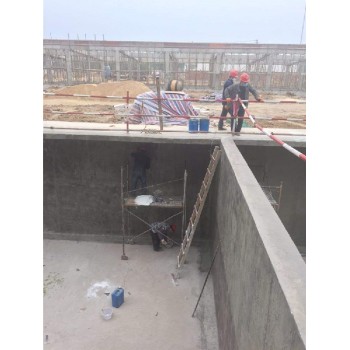 新疆饮用水水箱玻璃钢防腐厂家