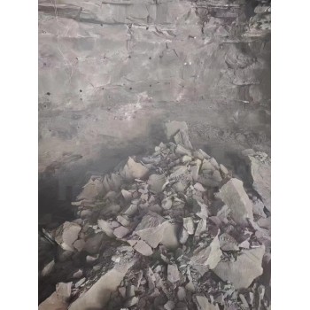 陕西商洛井下掘进气体爆破金属矿
