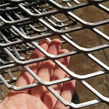 广东生产菱形钢板网生产基地-菱形网钢板网厂