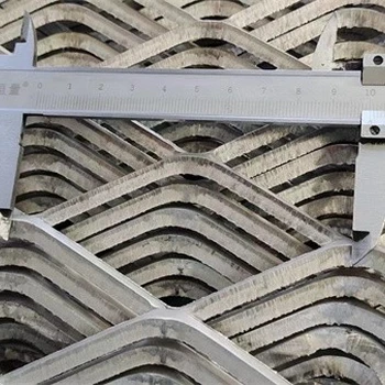 金屬板網(wǎng)生產(chǎn)商天津鋼板網(wǎng)廠家