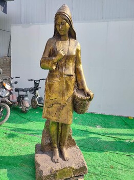 貴州抽象玻璃鋼少數(shù)民族雕塑費(fèi)用