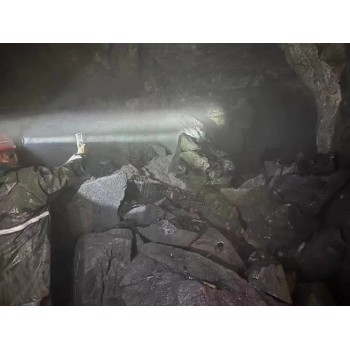 内蒙古洞采掘进气体爆破机械