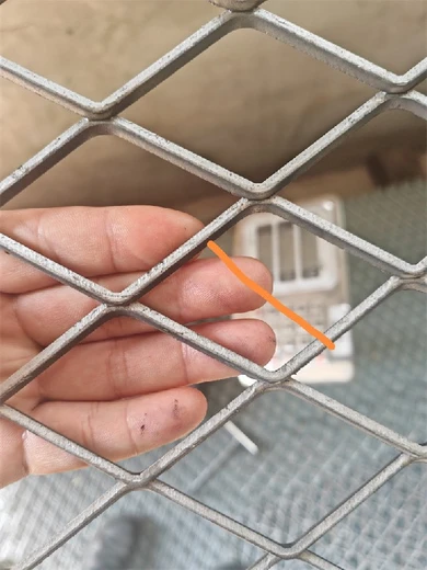 菱形網(wǎng)鋼板網(wǎng)廠廣東生產(chǎn)菱形鋼板網(wǎng)批發(fā)