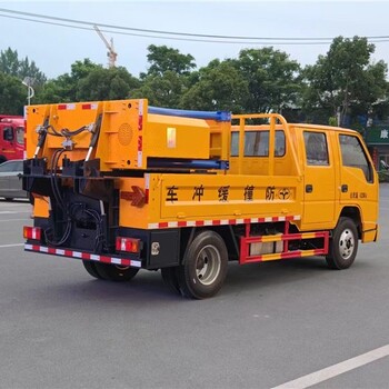 江蘇鎮(zhèn)江高速公路高速防撞緩沖車